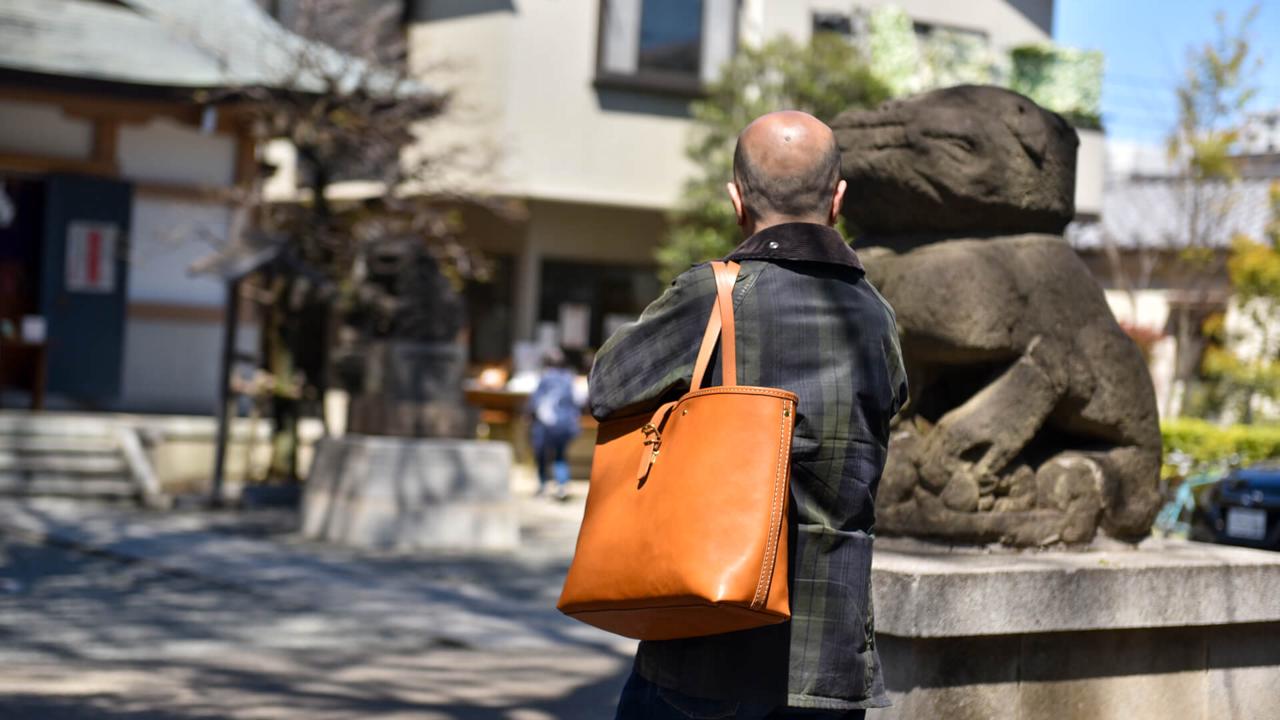 松重豊×HERZ コラボバッグ開発！出先で切り離して使える「2in1レザー