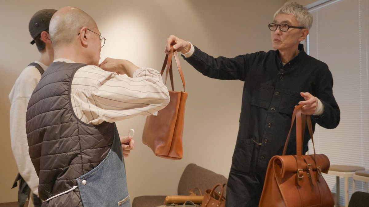 松重豊×HERZ コラボバッグ開発！出先で切り離して使える「2in1レザー 